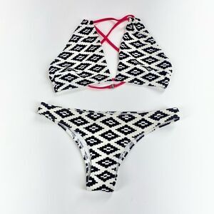 Minkpink black and white geometric print bikini XS/S